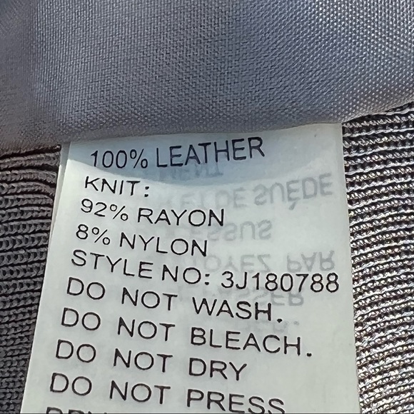 Peter Nygard Women’s Silver/Gray Leather & Knit Jacket with Flower Detai… - Picture 11 of 12
